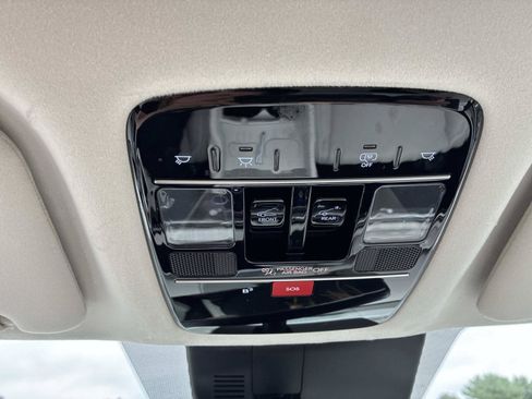 Used 2025 Hyundai Santa Fe Calligraphy AWD/4WD image 42