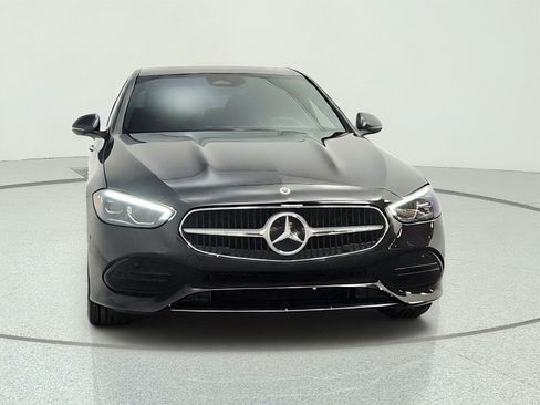 Used 2023 Mercedes-Benz C 300 Sedan image 2