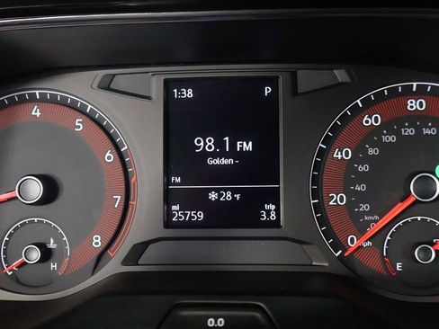 Used 2021 Volkswagen Jetta SE w/ SE Cold Weather Package image 37