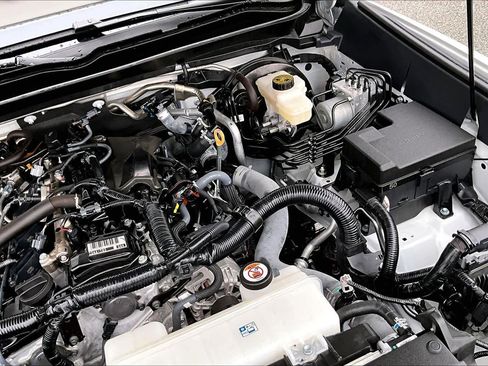 Used 2024 Toyota Tacoma SR w/ SR Upgrade Package image 32