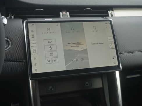 New 2026 Land Rover Discovery Sport Landmark image 15