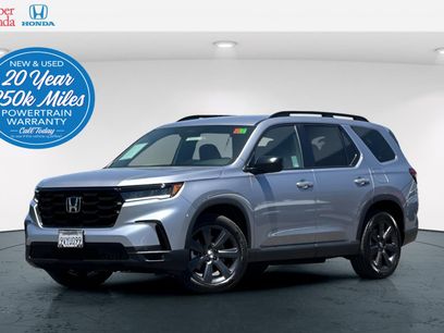 Certified 2025 Honda Pilot Sport