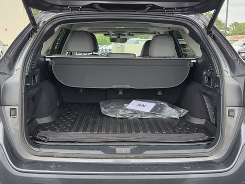Used 2023 Subaru Outback Limited AWD/4WD image 29