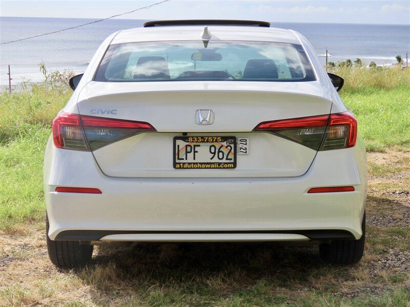 Used 2024 Honda Civic EX image 5