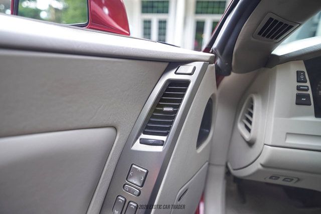 Used 2004 Cadillac XLR RWD image 31