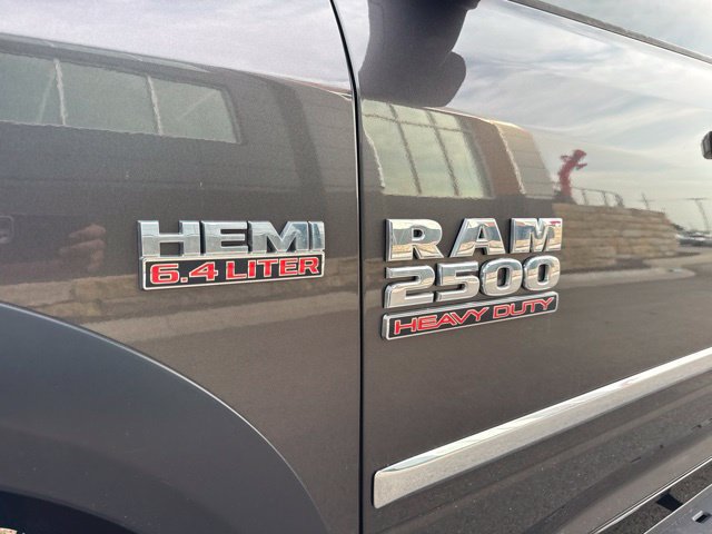 Used 2017 RAM 2500 Tradesman w/ Chrome Appearance Group AWD/4WD image 9