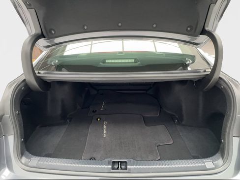 Used 2025 Lexus IS 350 F Sport RWD image 17