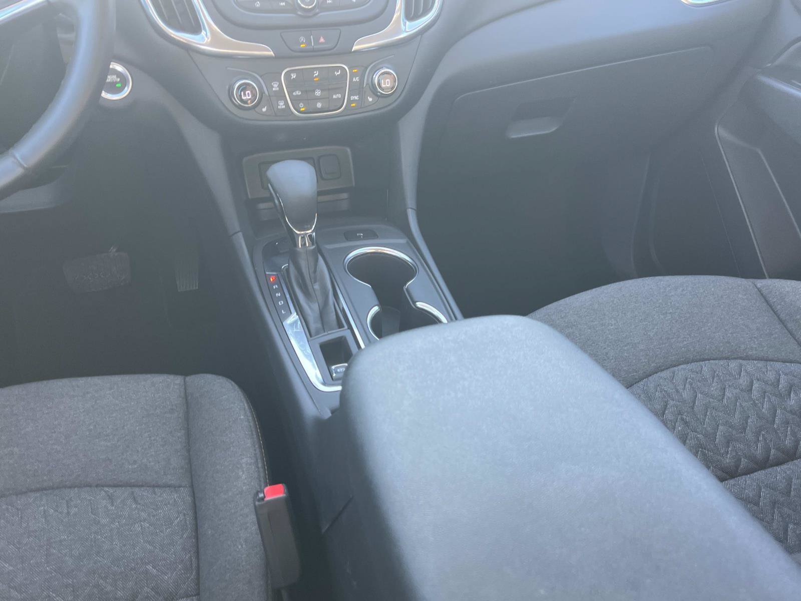 Used 2024 Chevrolet Equinox LT AWD/4WD image 17