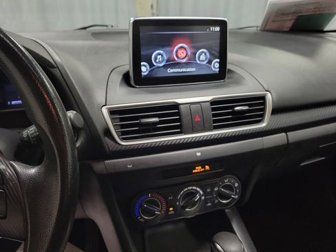 Used 2016 MAZDA MAZDA3 i Sport w/ Preferred Equipment Package image 15