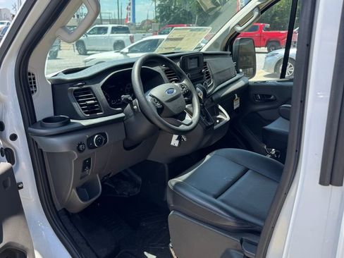 Used 2025 Ford Transit 150 Low Roof AWD image 10