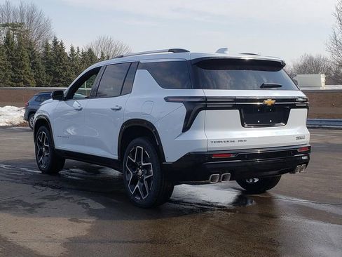 New 2026 Chevrolet Traverse High Country w/ LPO, Floor Liner Package AWD/4WD image 4