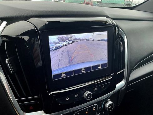 Certified 2023 Chevrolet Traverse LT image 17