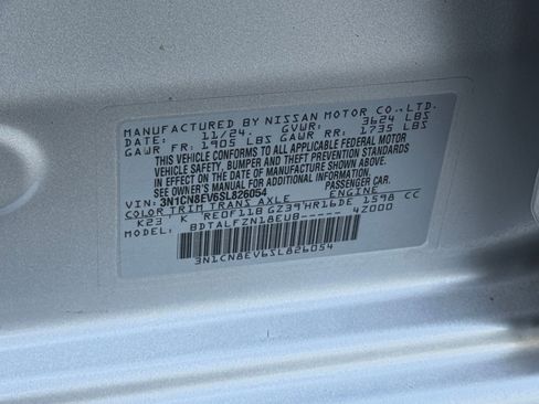 Used 2025 Nissan Versa SV image 30