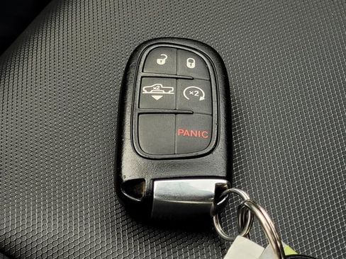 Used 2017 RAM 1500 Rebel w/ Luxury Group AWD/4WD image 31