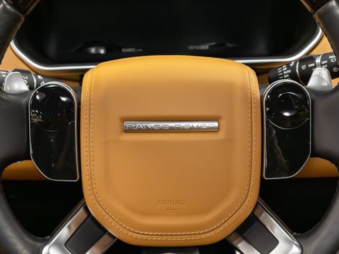 Used 2022 Land Rover Range Rover Autobiography image 8