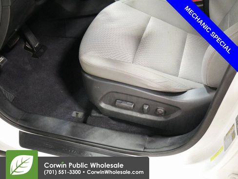 Used 2013 Hyundai Santa Fe GLS w/ Popular Equipment Pkg image 11