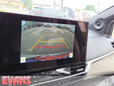 Certified 2026 Toyota Sienna Limited AWD/4WD image 10