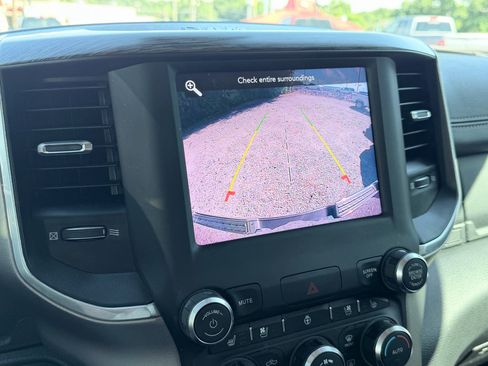 Used 2020 RAM 1500 Laramie AWD/4WD image 19