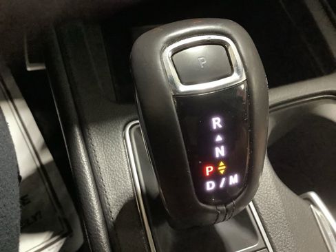 Used 2019 Cadillac XT4 Sport AWD/4WD image 33