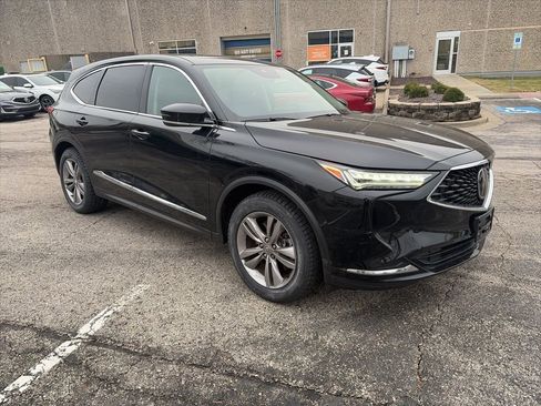 Used 2023 Acura MDX SH-AWD image 3