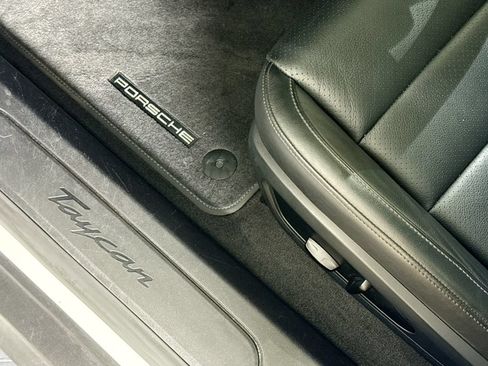 Certified 2022 Porsche Taycan RWD image 22