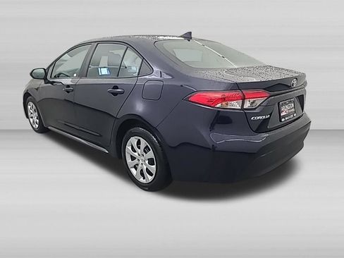 Used 2025 Toyota Corolla LE FWD image 7