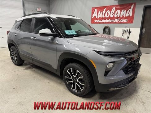 Used 2024 Chevrolet TrailBlazer ACTIV w/ Convenience Package AWD/4WD image 1