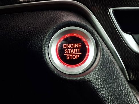 Used 2019 Honda Accord Sport image 16