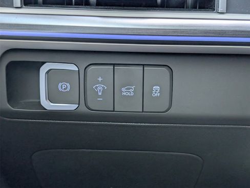 Used 2025 Hyundai Santa Fe Calligraphy image 13