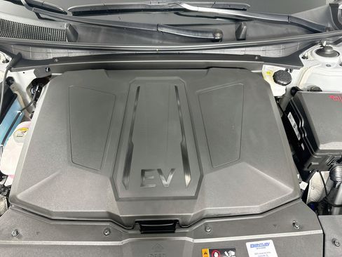Used 2025 Hyundai Ioniq 5 SEL RWD image 34