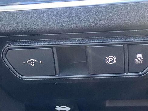 New 2025 Kia K4 EX image 18