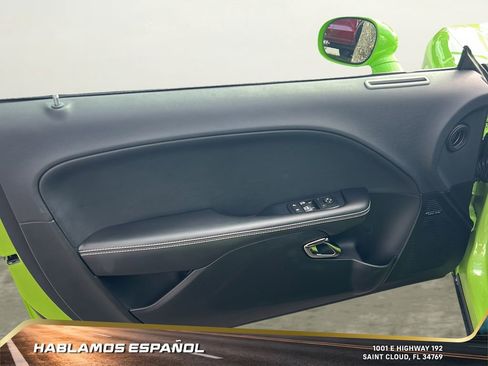 Used 2015 Dodge Challenger SRT Hellcat image 39