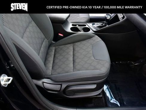 Certified 2022 Kia Niro LXS image 11
