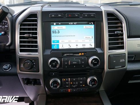 Used 2017 Ford F350 Platinum w/ Platinum Ultimate Package image 25