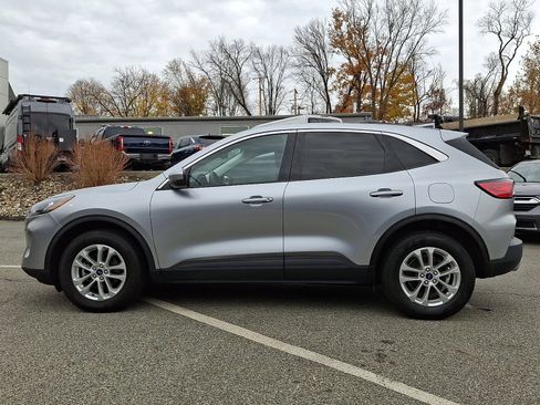 Certified 2021 Ford Escape SE image 6