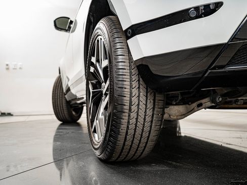 Used 2021 Land Rover Range Rover Evoque R-Dynamic SE image 42