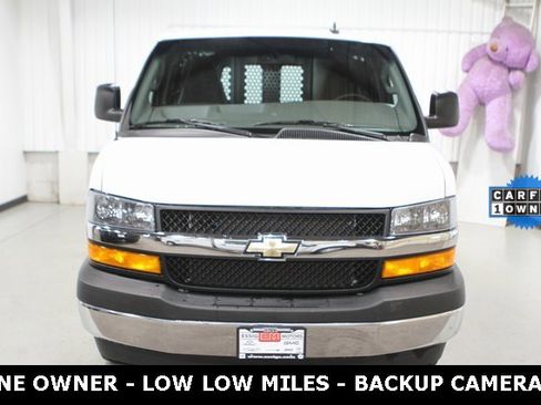 Used 2023 Chevrolet Express 2500 w/ Driver Convenience Package image 7