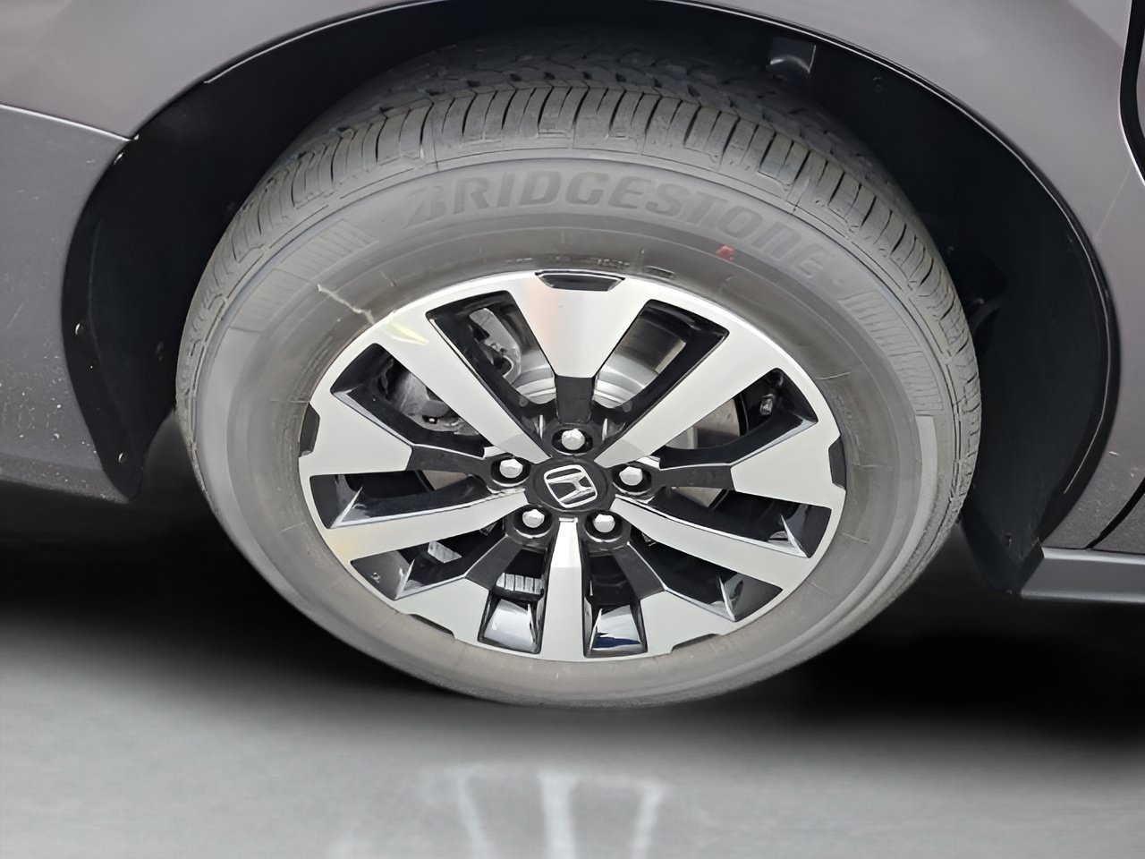 New 2027 Honda Odyssey EX-L image 8