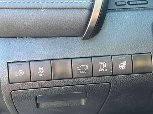 Certified 2023 Toyota Camry SE w/ Cold Weather Package image 18