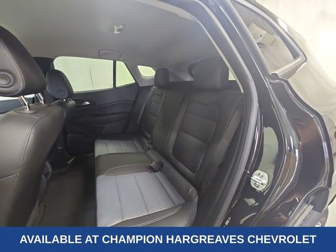 Used 2025 Chevrolet Trax LT w/ Driver Confidence Package FWD image 33