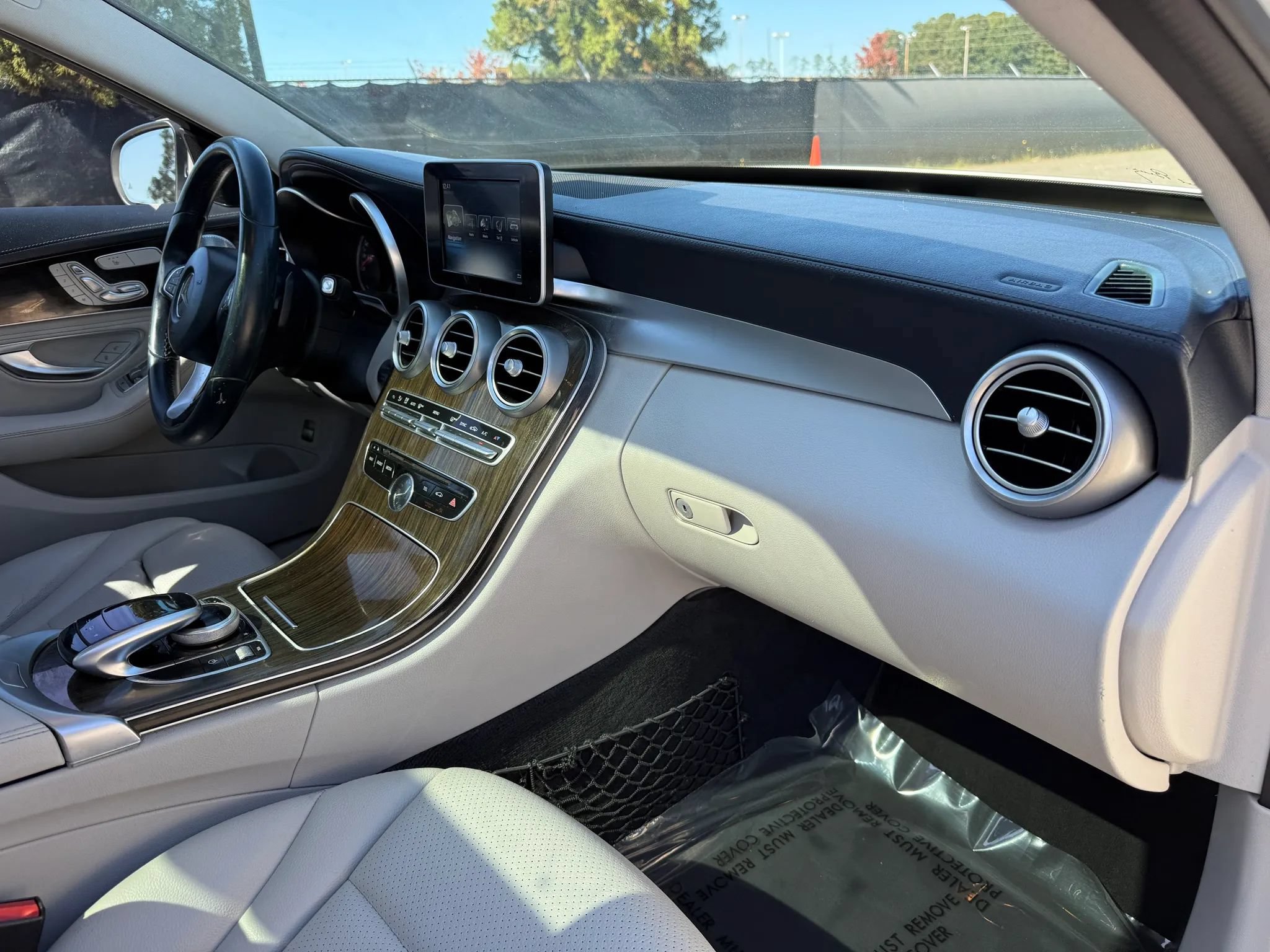 Used 2016 Mercedes-Benz C 300 4MATIC Sedan image 19
