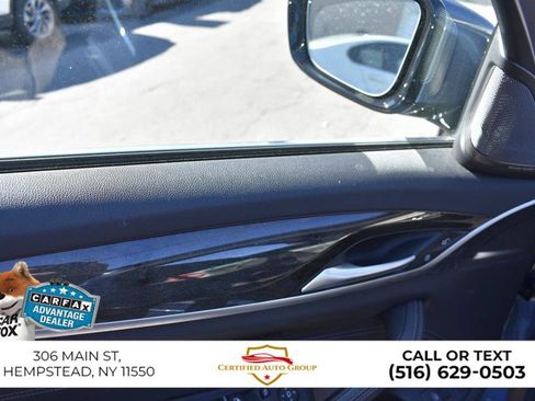 Used 2023 BMW 530e xDrive w/ Premium Package image 13