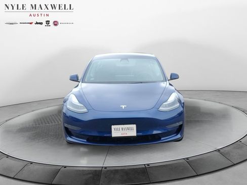 Used 2023 Tesla Model 3 Standard Range image 17