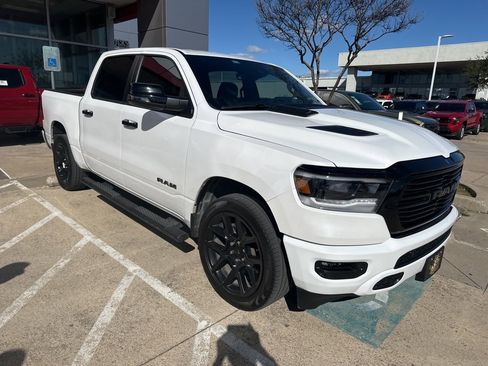 Used 2024 RAM 1500 Laramie image 2