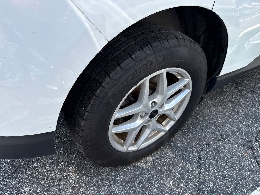 Used 2024 Ford Edge SEL AWD/4WD image 16
