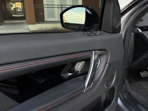 Used 2021 Land Rover Discovery Sport S R-Dynamic image 20