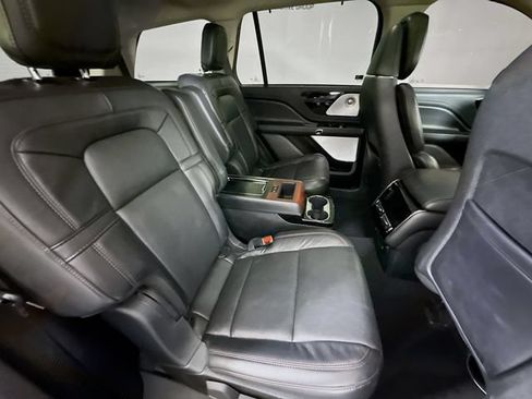 Used 2022 Lincoln Aviator Reserve w/ Equipment Group 201A AWD/4WD image 31