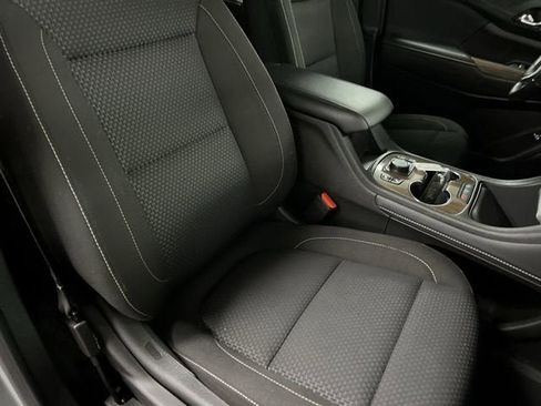 Certified 2023 GMC Acadia SLE w/ Driver Convenience Package FWD image 27