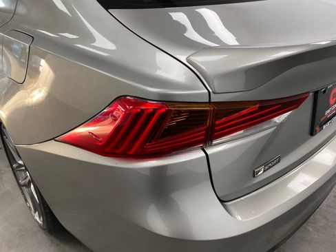 Used 2018 Lexus IS 300 F Sport image 13