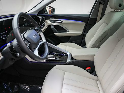 Certified 2025 Audi Q5 Premium Plus w/ Premium Plus AWD/4WD image 19